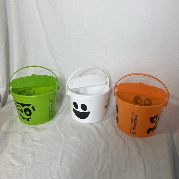 Vintage 1986 McDonald’s Halloween Pumpkin Pail + 3 Boo Buckets 2022 Lot of 4 - Picture 3 of 15